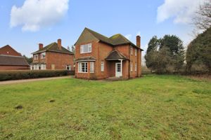 Frontage/grounds- click for photo gallery